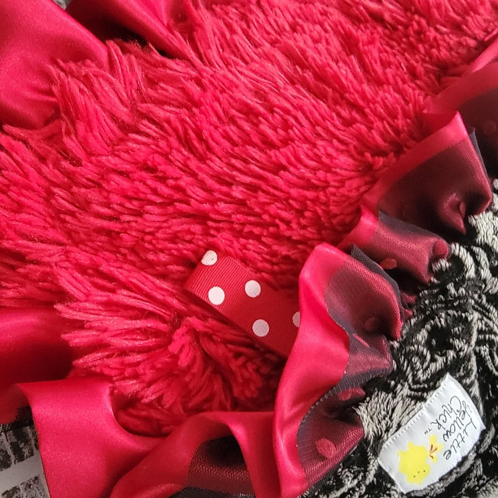 Little Yellow Chick Baby Lap Blanket Black And Red Paisley Satin Ruffle 24 X 24